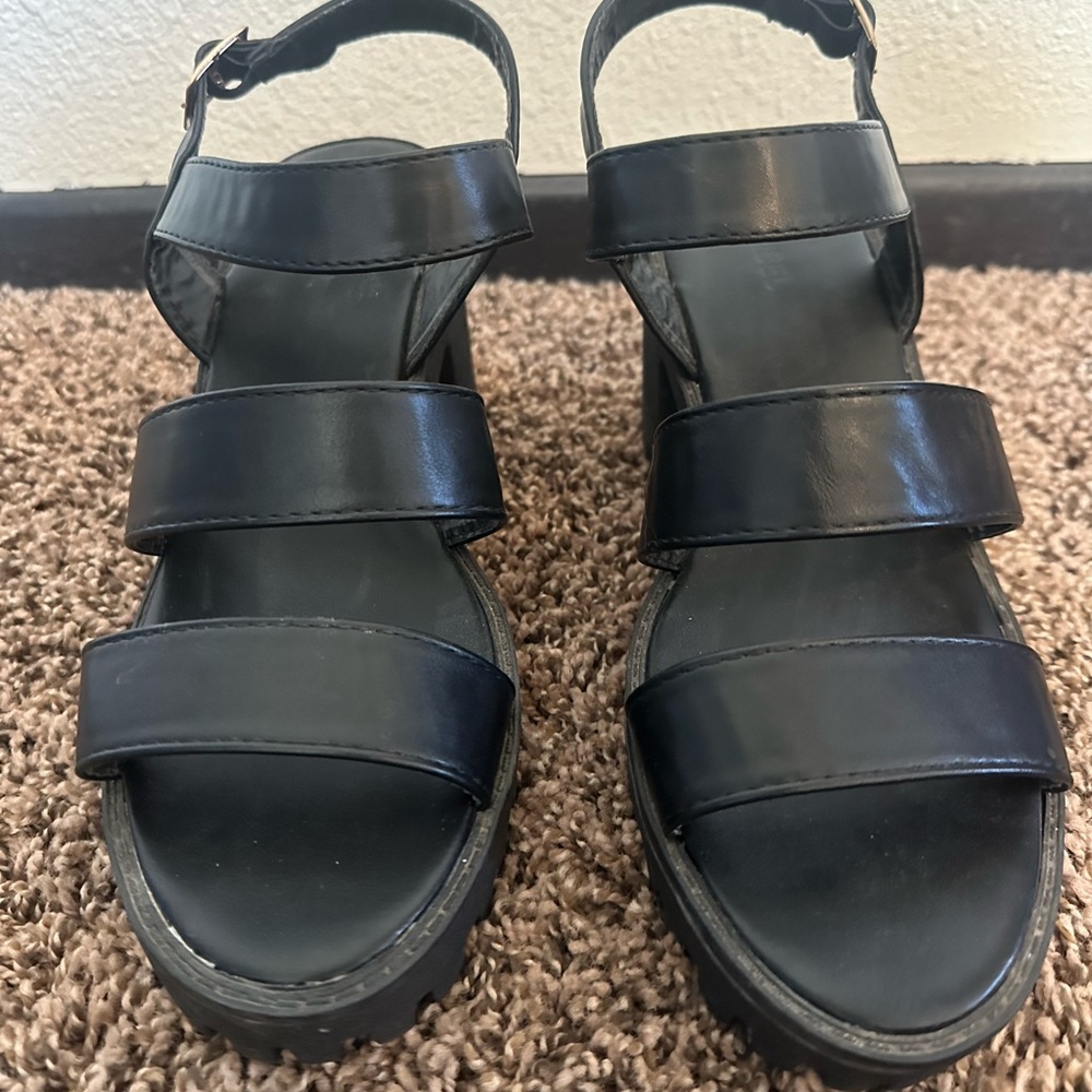 Bonnibel Chunky Sandal